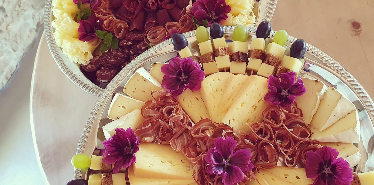 338841555_234794735610955_1705465117004051384_n