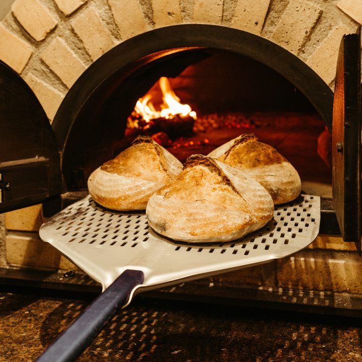 pexels-jonathan-borba-14242081