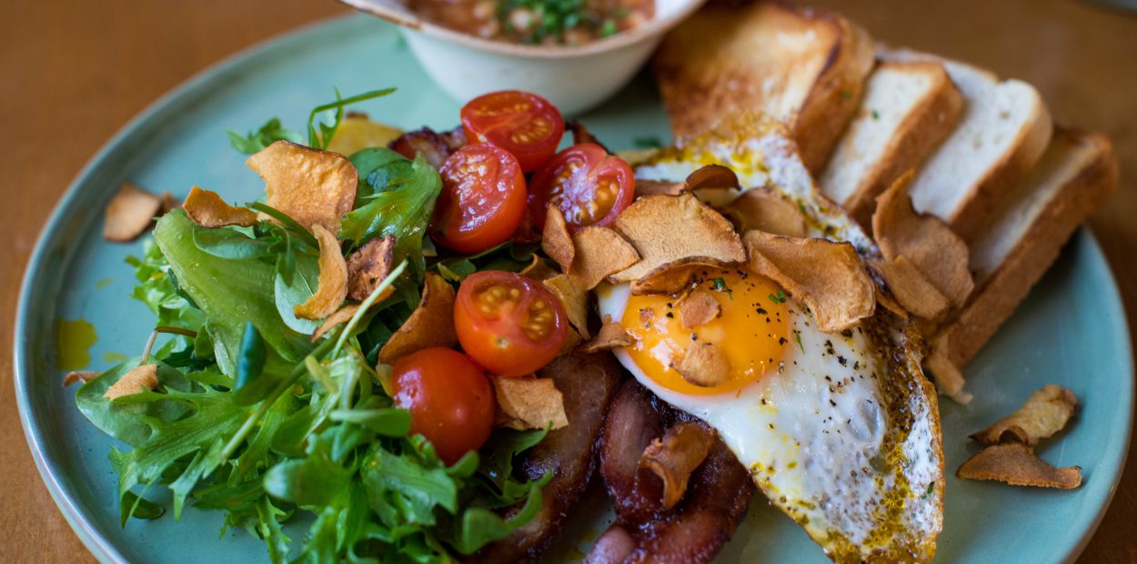 pexels-valeria-boltneva-1833336